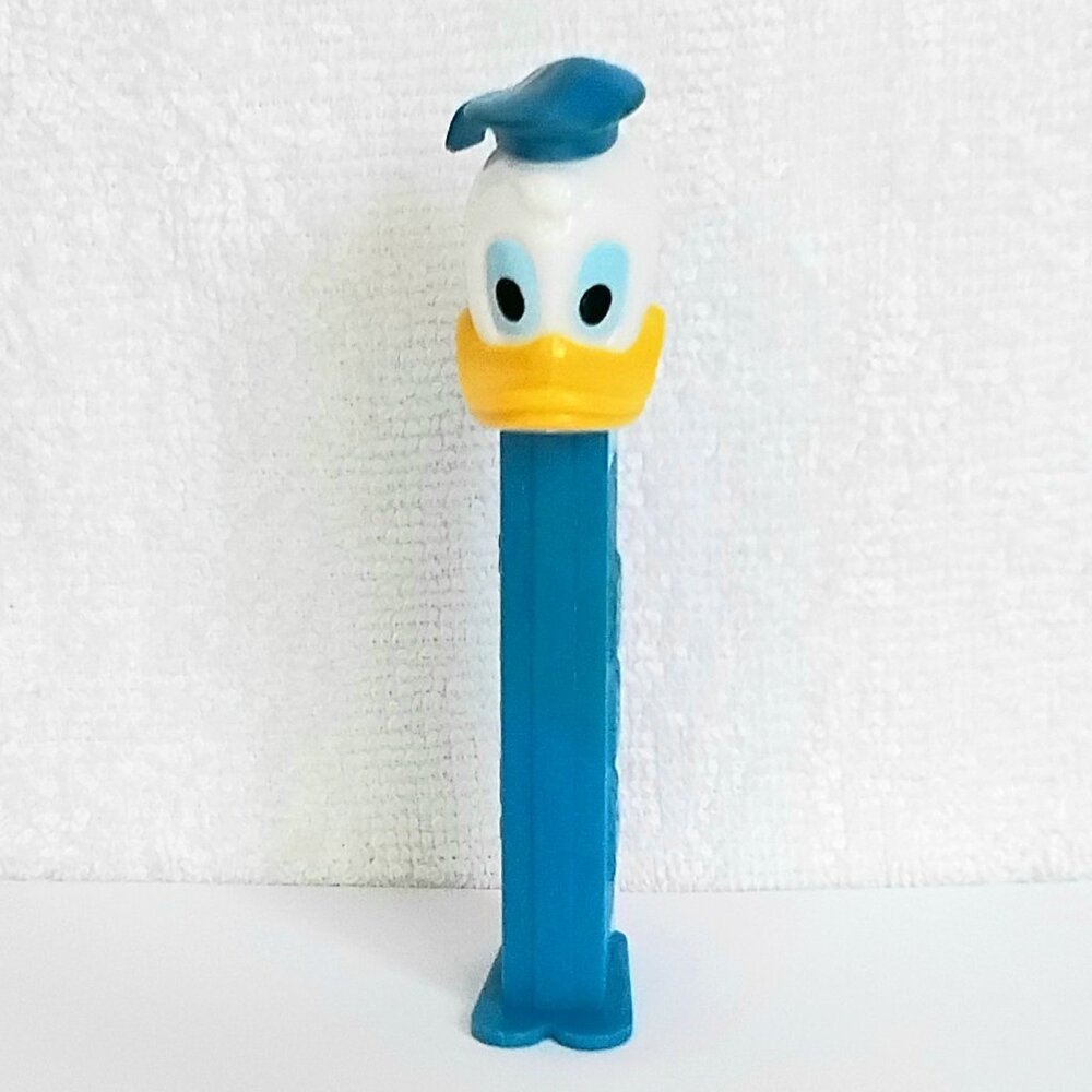 4/$20 NM/M Disney's Donald Duck on Blue PEZ Dispenser!!